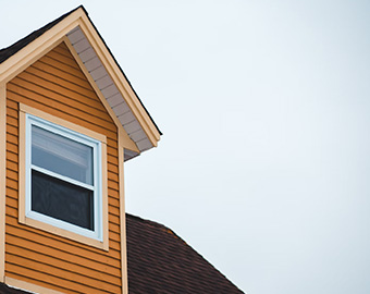 Residential roofline detail